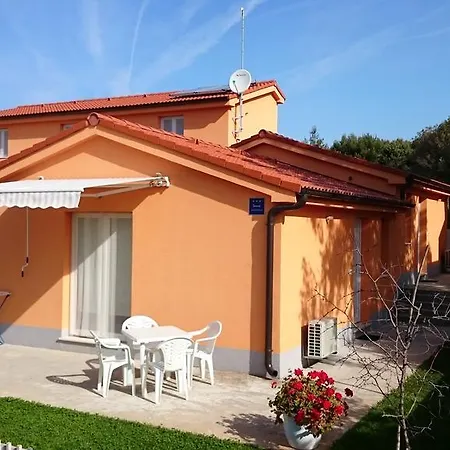 Apartment Shankini Pula